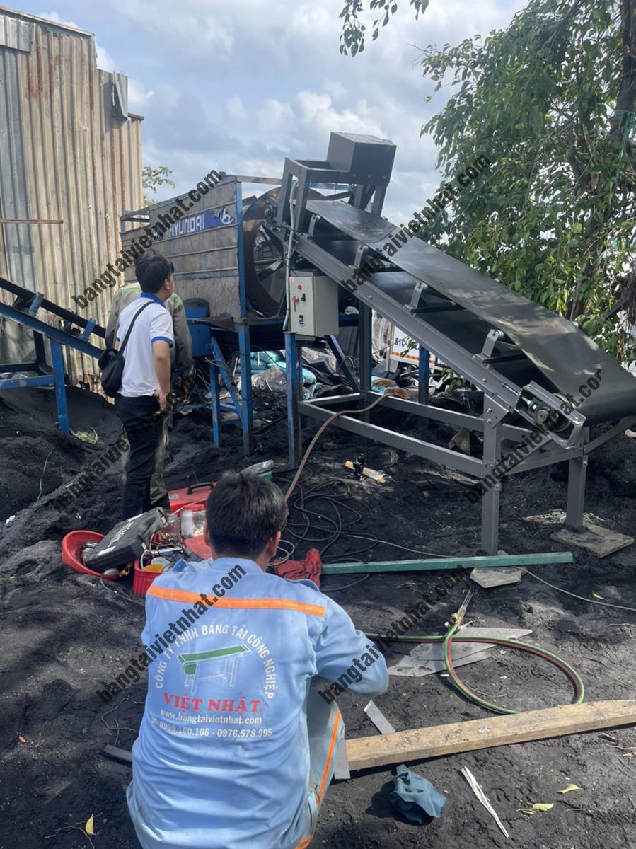 z4417874897875_d6f53991ef63845bab58fb9c60cc5aee